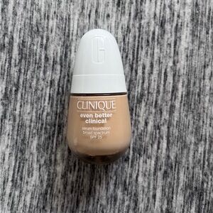 Clinique serum foundation